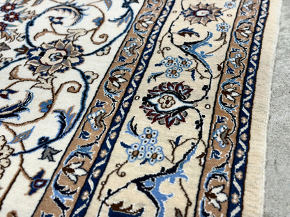 Hand-Knotted 6 La Persian Nain Rug - 5’5”x9’1”