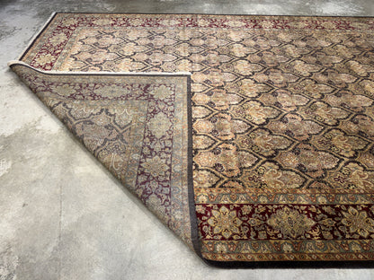 9’7”x13’11” Hand-Knotted Wool PakPersian Area Rug