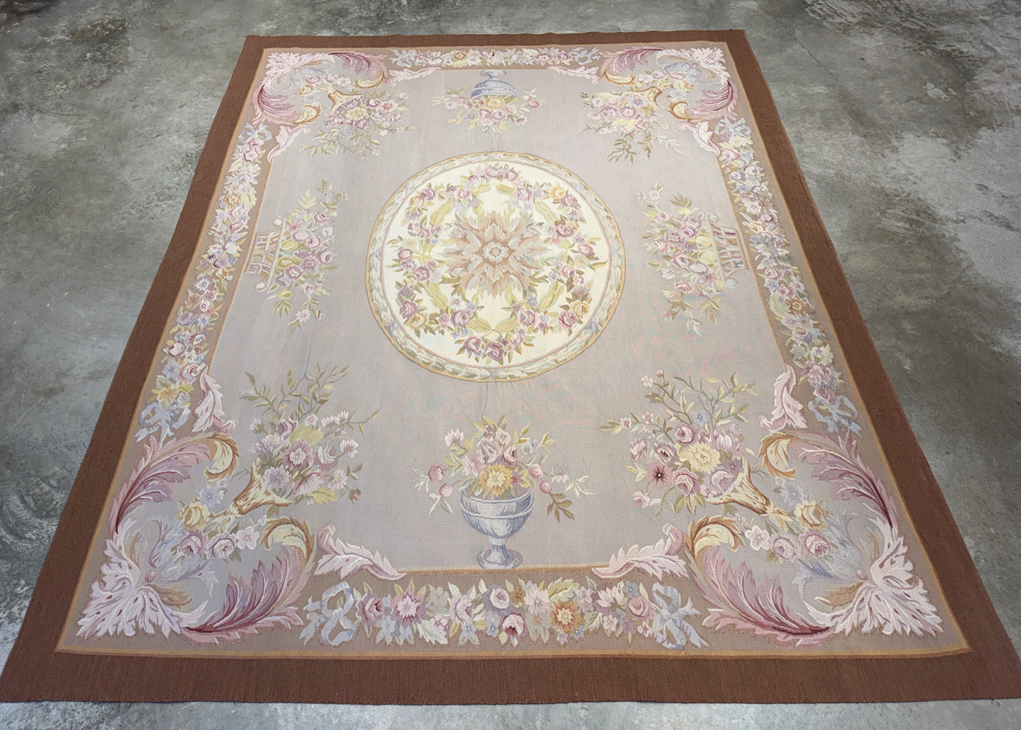 Antique Flatweave Aubusson Rug - 8’x10’