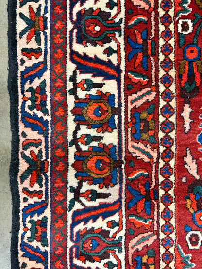 Hand-Knotted Persian Bakhtiari Rug - 8’8”x12’2”
