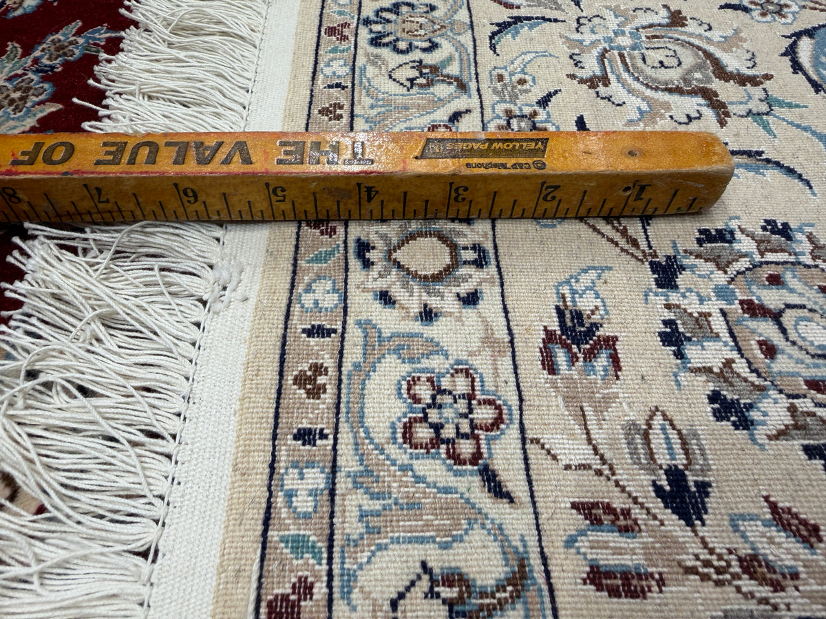 Hand-Knotted 6 La Persian Nain Rug - Signed Habibian - 5'3"x7'3"