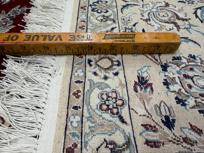 Hand-Knotted 6 La Persian Nain Rug - Signed Habibian - 5'3"x7'3"
