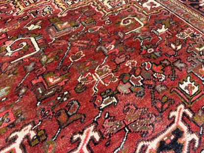 9’10”x13’ Hand-Knotted Persian Heriz Area Rug