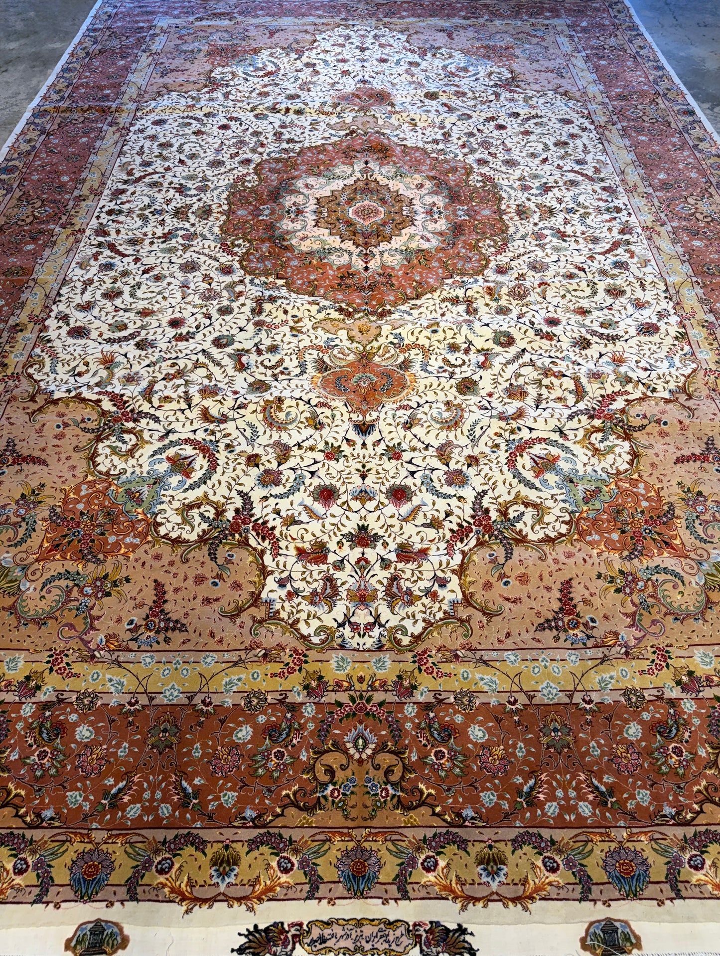 13’x19’8” Very Fine Hand-Knotted Persian Tabriz 80 Raj Signed Area Rug