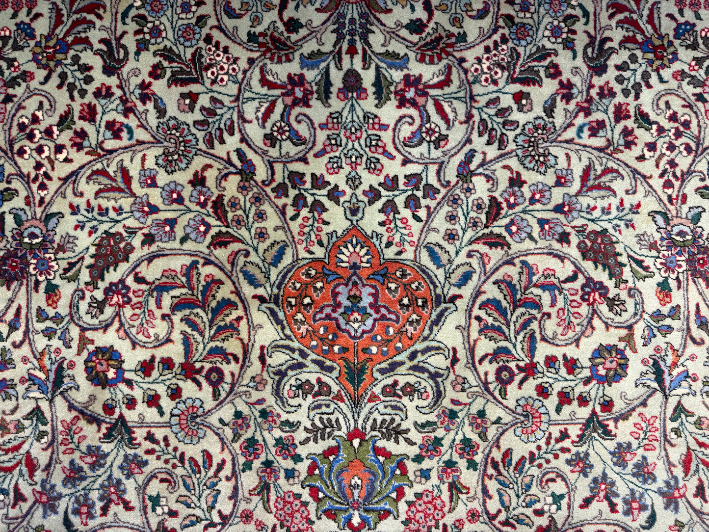 9’11”x13’5” Hand-Knotted Fine Wool Persian Kashan Area Rug