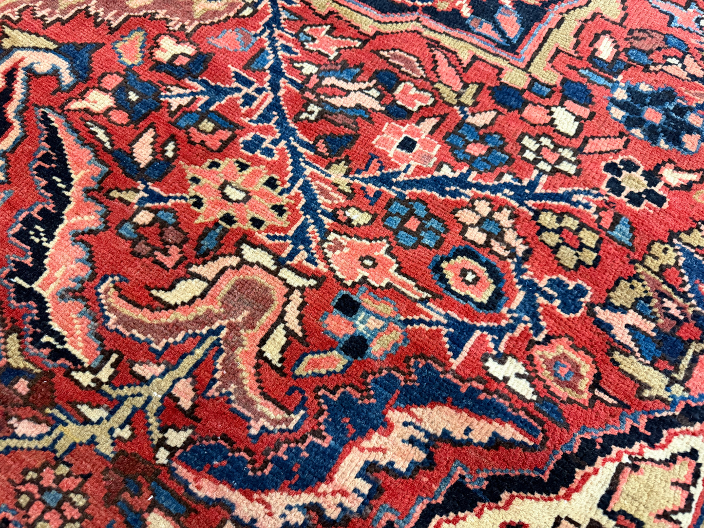 Hand-Knotted Persian Heriz Ahar Rug - 9’5”x12’3”