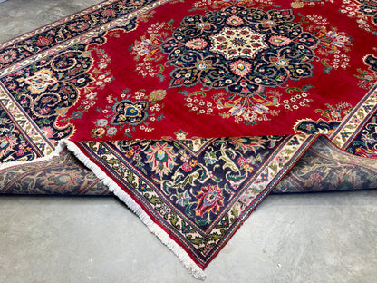 9’8”x13’4” Hand-Knotted Persian Tabriz Rug