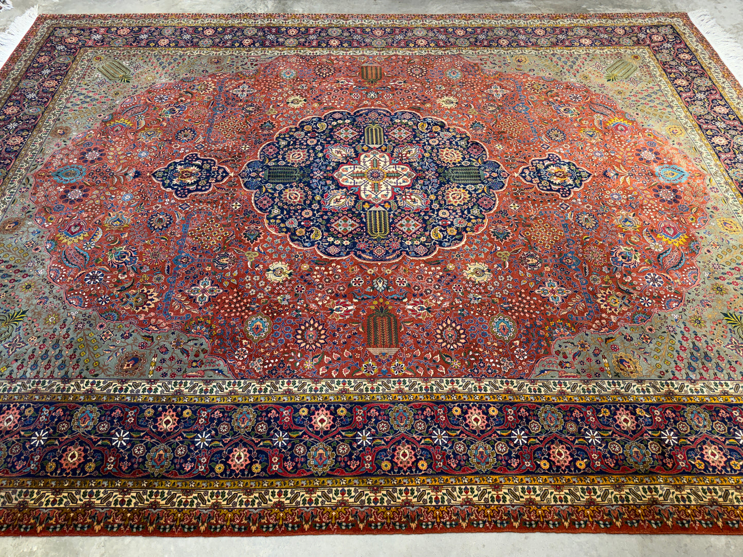 Hand-Knotted Persian Tabriz Rug - 9’10”x13’5”