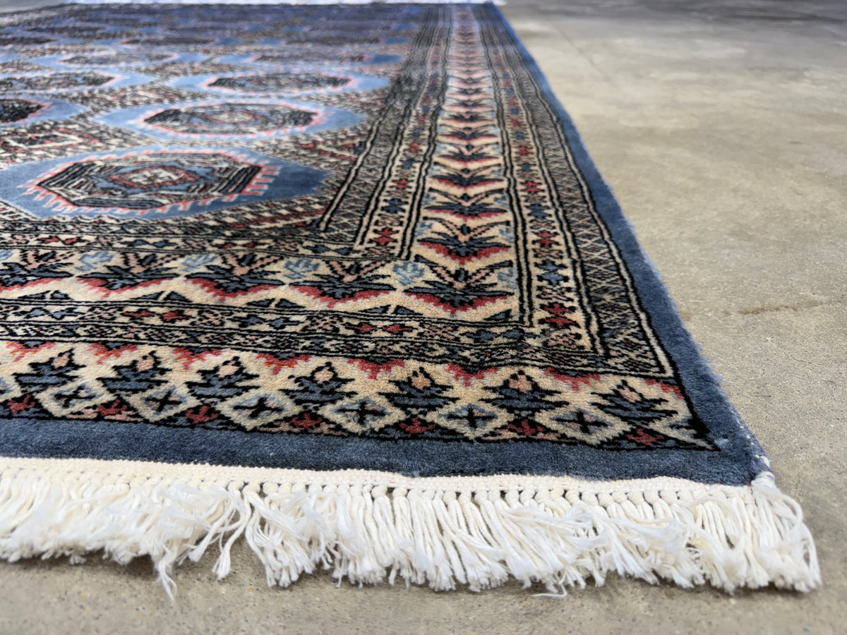 Hand-Knotted Bokhara Rug - 5'3"x7'7"