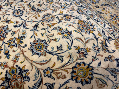 Hand-Knotted Persian Kashan Rug - 4’5”x7’5”