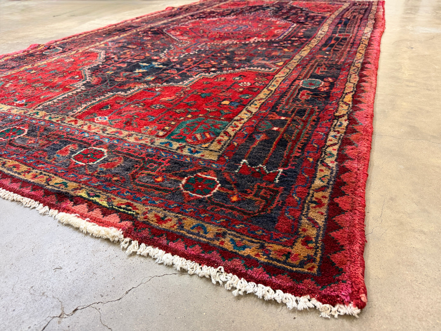 Hand-Knotted Persian Tuyserkan Rug -  5’x9’5”
