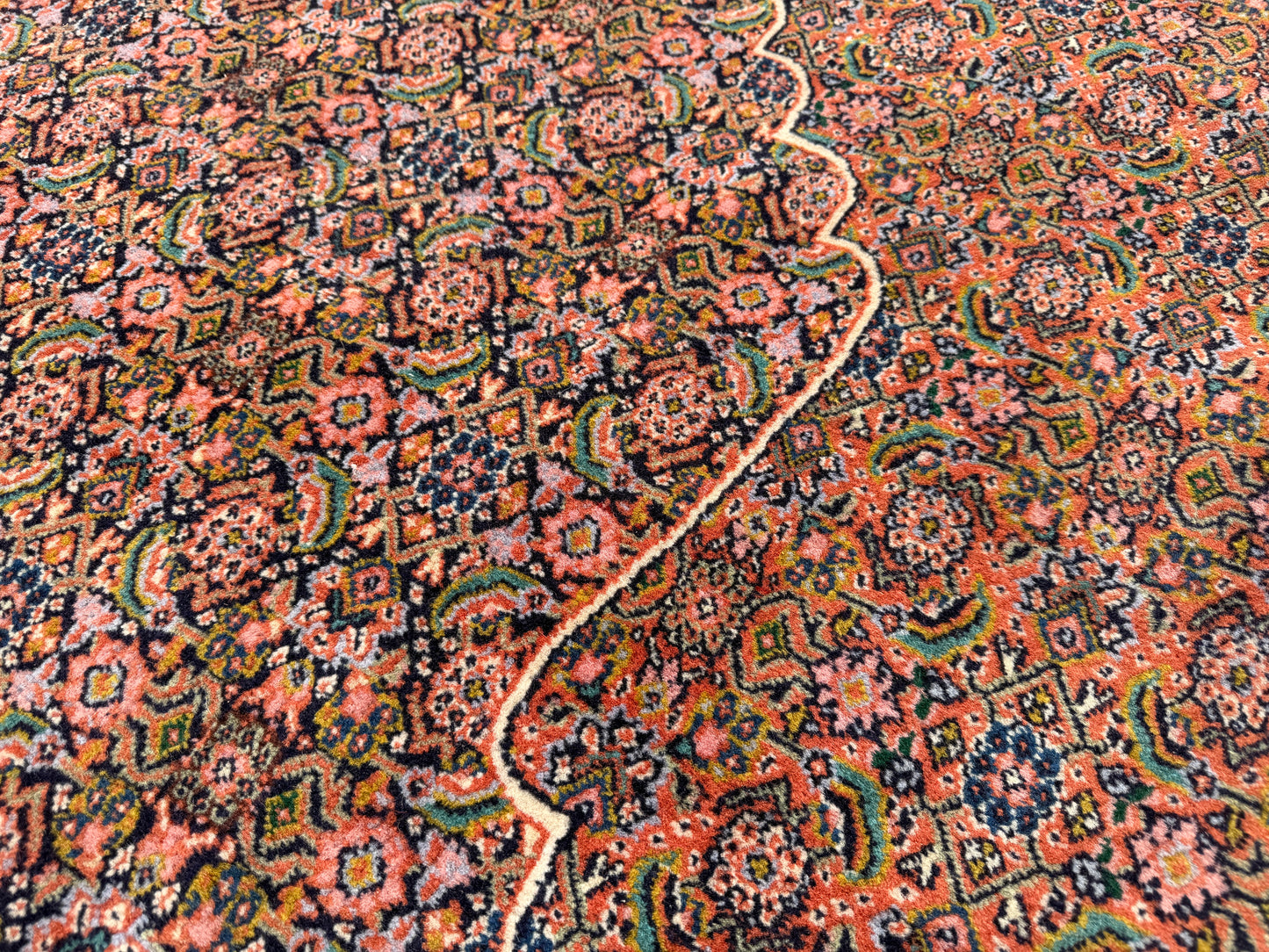 11’9”x15’9” Hand-Knotted Fine Wool Persian Sarab Area Rug