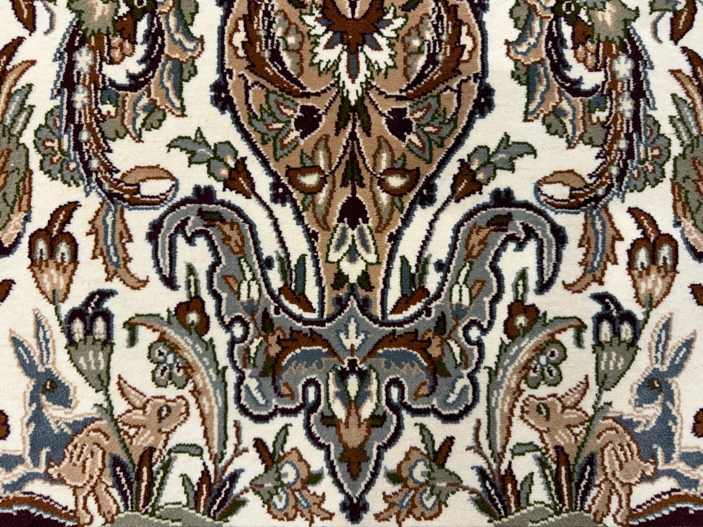 Hand-Knotted Pictorial Persian Isfahan Rug - 3’7”x5’10”