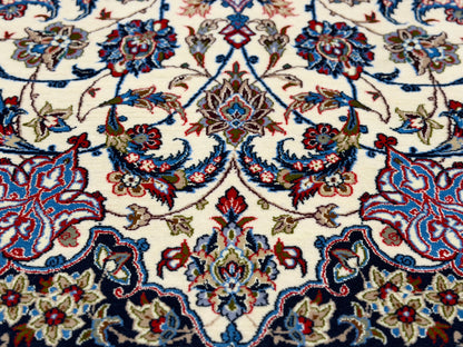 Hand-Knotted Persian Isfahan Rug - 6'9"x10'1"