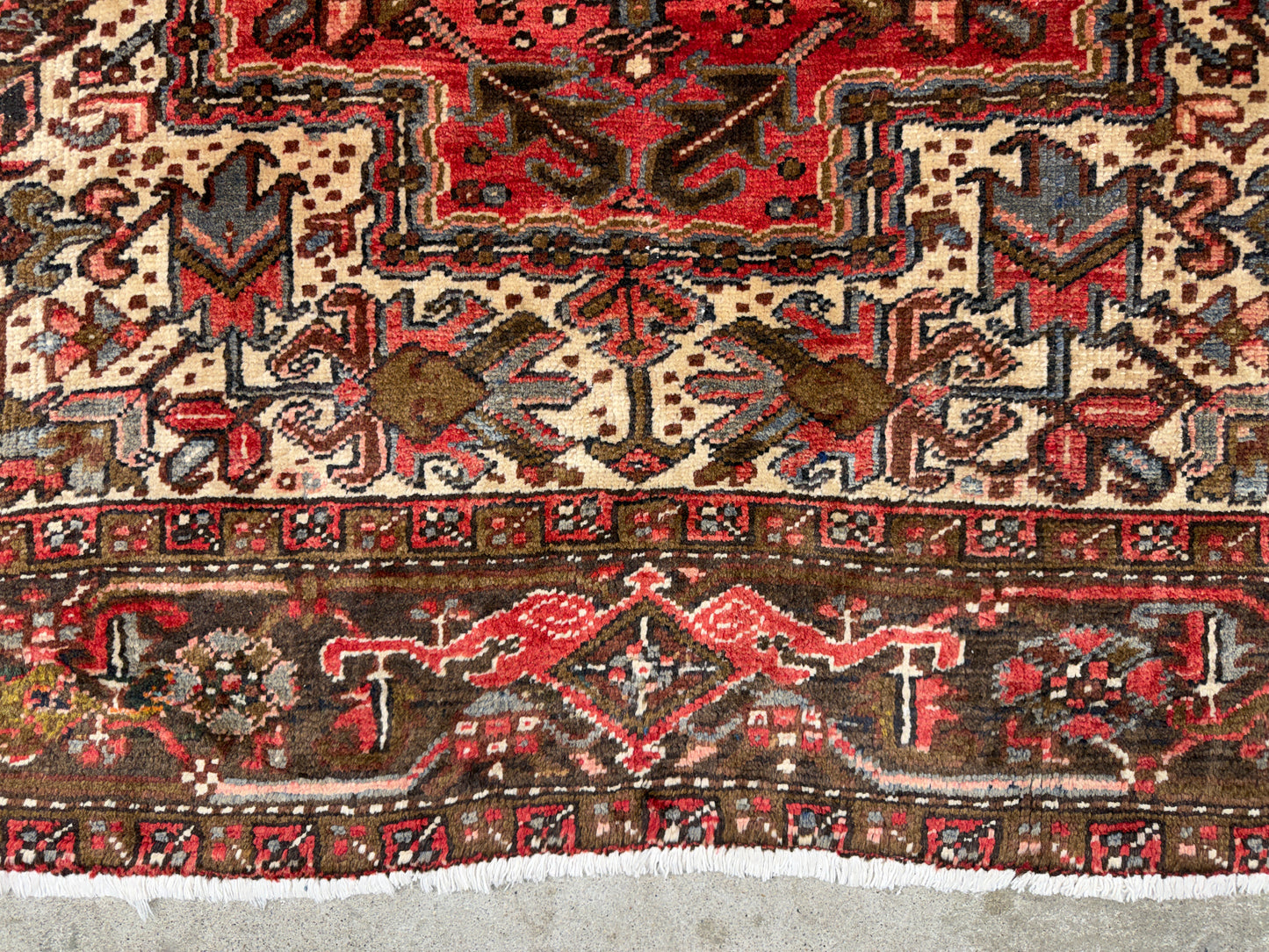 9’8”x12’6” Hand-Knotted Persian Heriz Area Rug