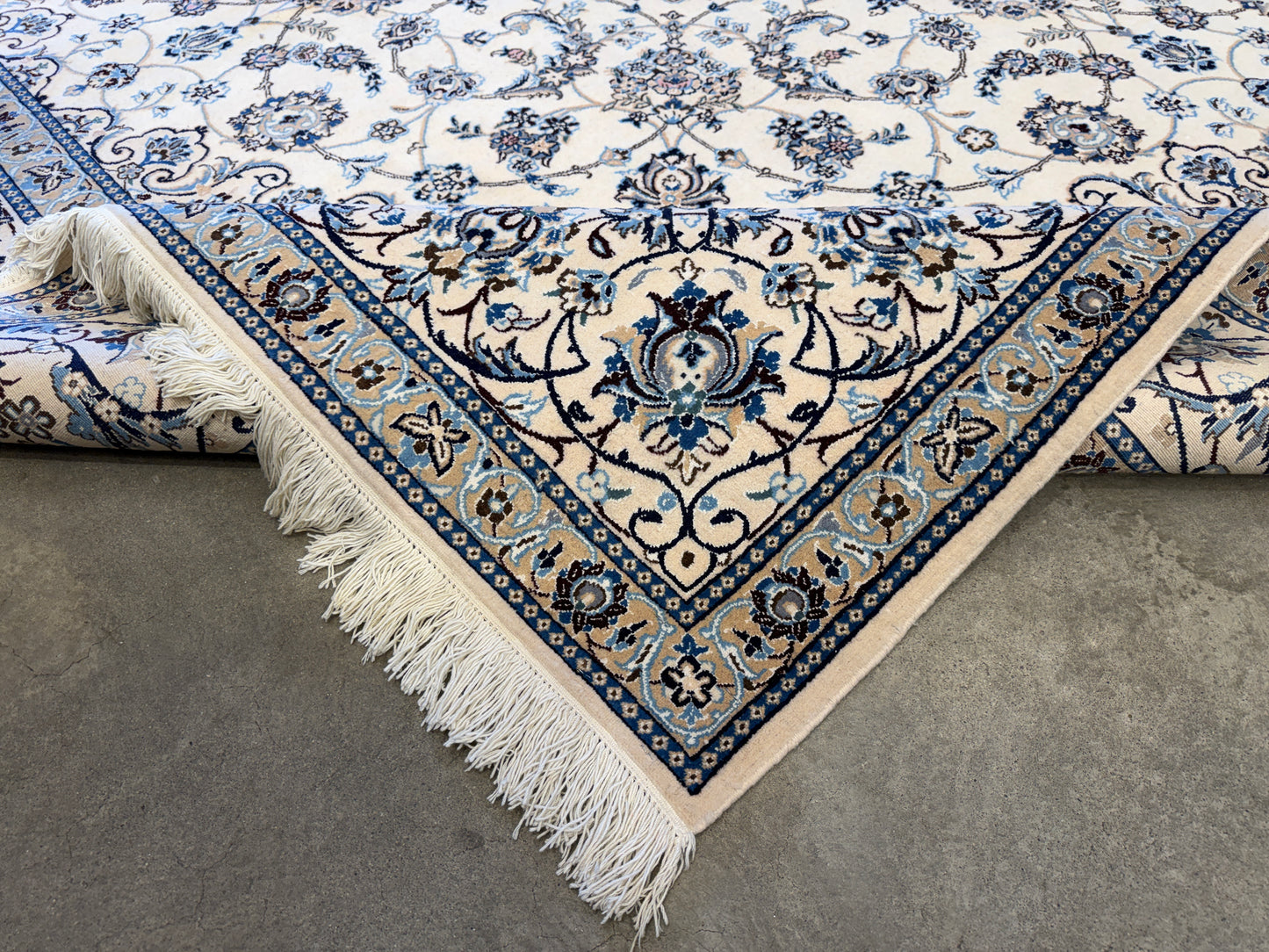 10’x10’ Hand-Knotted Persian Nain Area Rug