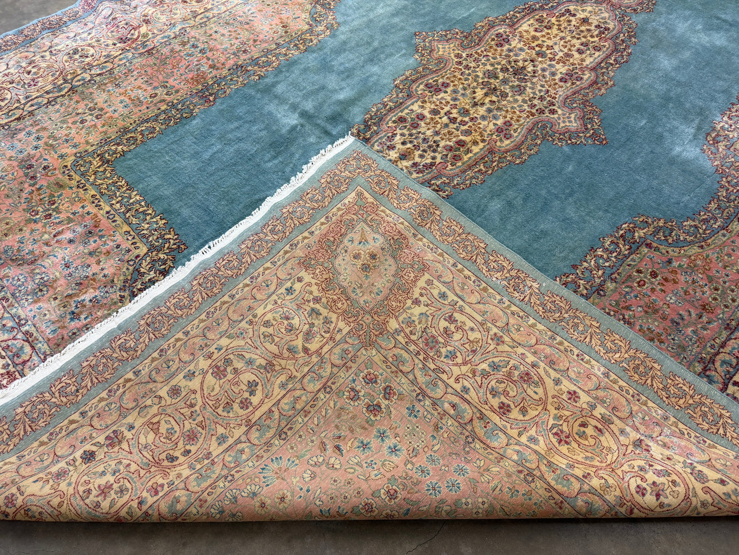 9’10”x14’5” Hand-Knotted Persian Kerman Rug