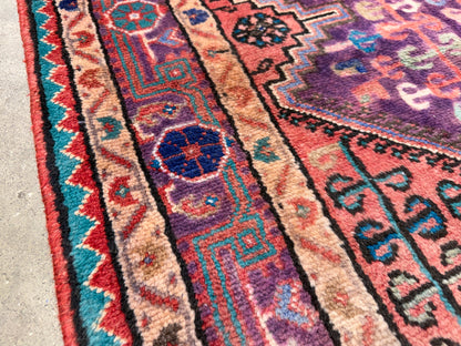 Hand-Knotted Persian Nahavand Rug - 4'2"x7'7"