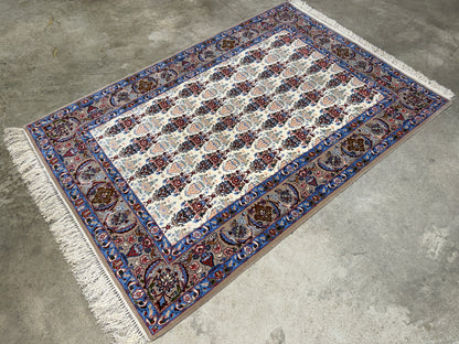 Hand-Knotted Persian Isfahan Rug -Garden of Birds- 3’7”x5’3”