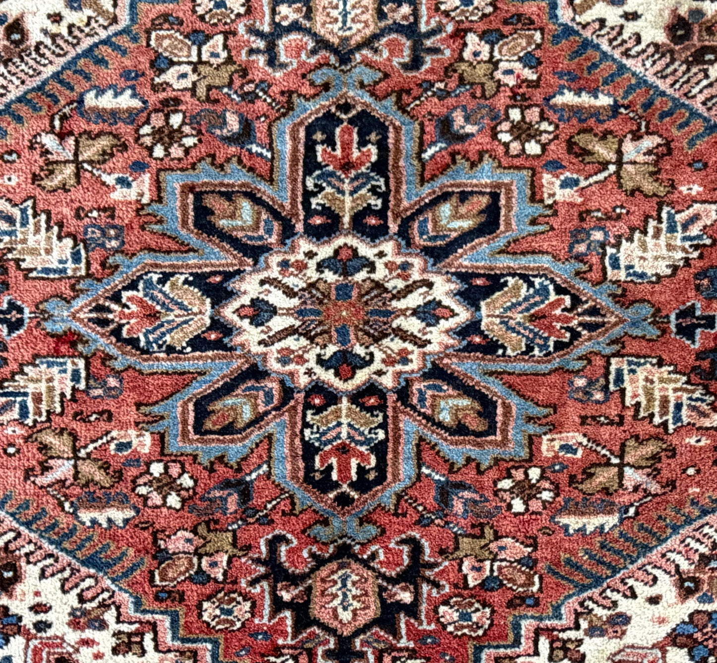 4’3”x4’10” Hand-Knotted Wool Heriz Persian Rug 4x5 Red Handmade Carpet