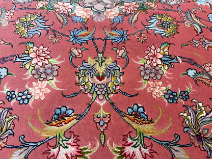 Hand-Knotted 60 Raj Persian Tabriz Rug - Signed Novinfar - 9’x13’