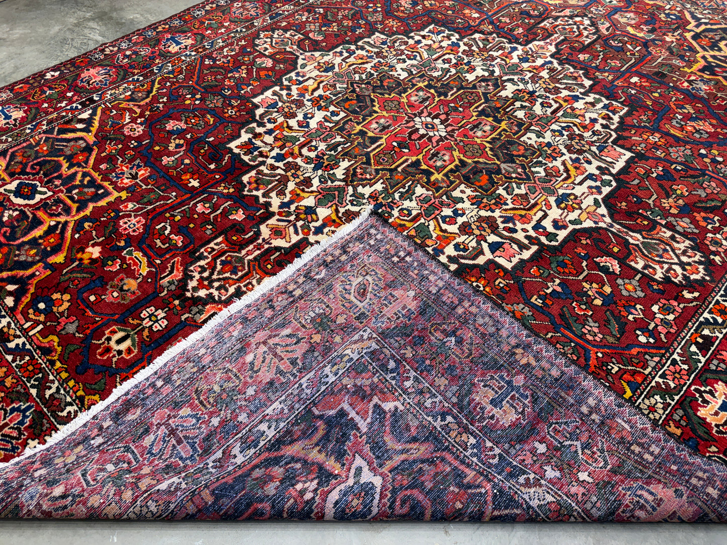 9’10”x12’4” Hand-Knotted Persian Bakhtiari Area Rug