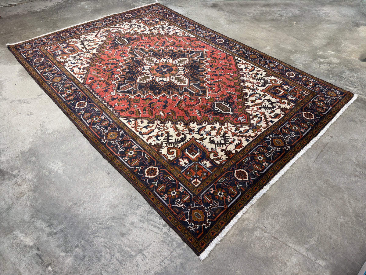 Hand-Knotted Persian Heriz Rug - 6'10"x9'7"
