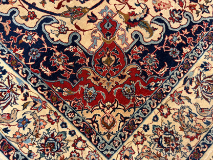 Hand-Knotted Persian Isfahan Rug - Signed Seirafian - 3’7”x5’9”