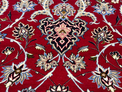 Hand-Knotted Persian Isfahan Rug - Signed Enteshari - 6'7"x9'10"