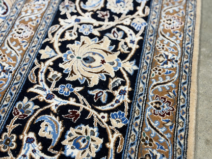 Hand-Knotted Persian Isfahan Rug - 6’8”x10’