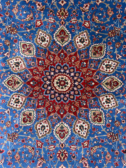Hand-Knotted Persian Sarouk Rug - 4’5”x7’2”
