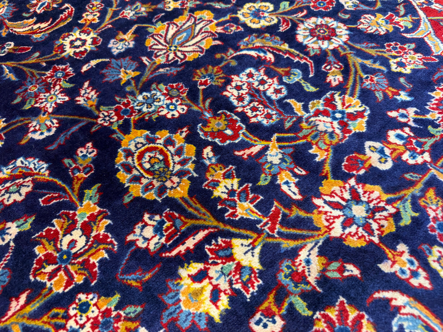 Hand-Knotted Persian Kashan Rug - 9’7”x13’3”
