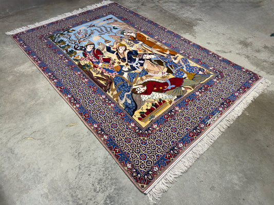 Hand-Knotted Pictorial Persian Isfahan Rug - 5’1”x7’8”