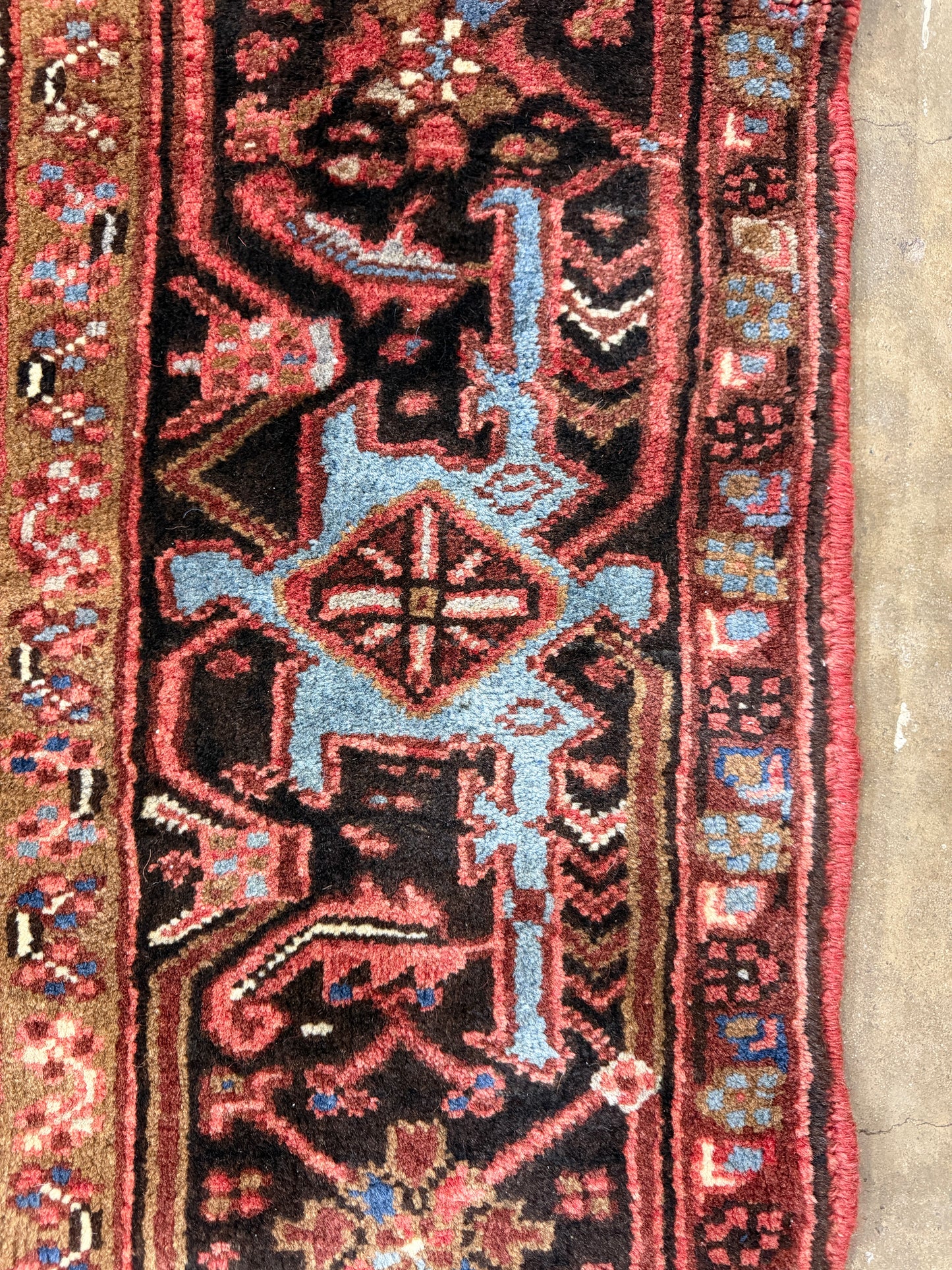 9’9”x11’2” Hand-Knotted Persian Heriz Rug