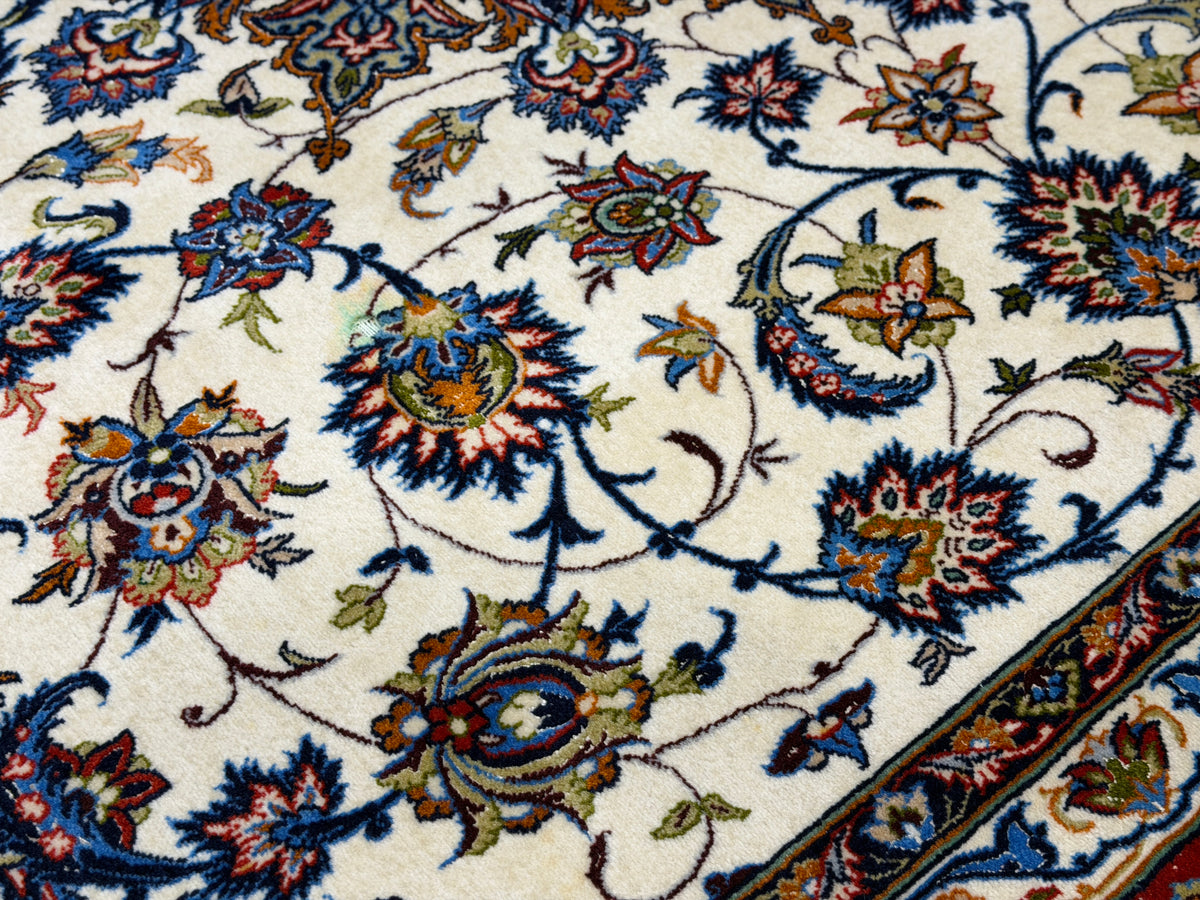 Hand-Knotted Persian Isfahan Rug - Signed Qorbani -  6’9”x10’3”
