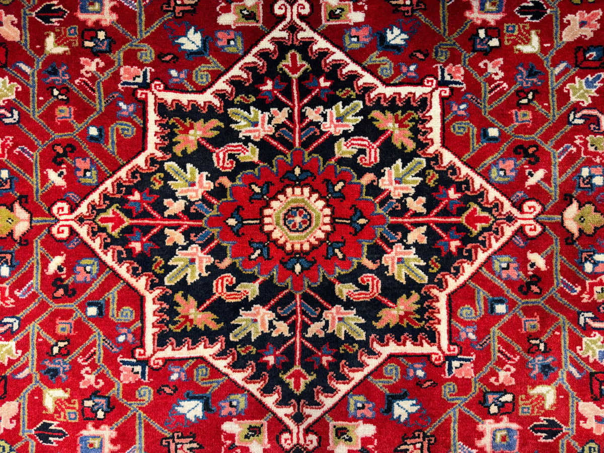 Hand-Knotted Persian Heriz Rug - 5'x6'2"