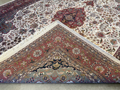 8’2”x9’11” Hand-Knotted Indo Kashan Area rug