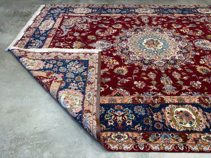 Hand-Knotted 70 Raj Persian Tabriz Rugs - Signed Gharabaghi - 9’10”x13’2”