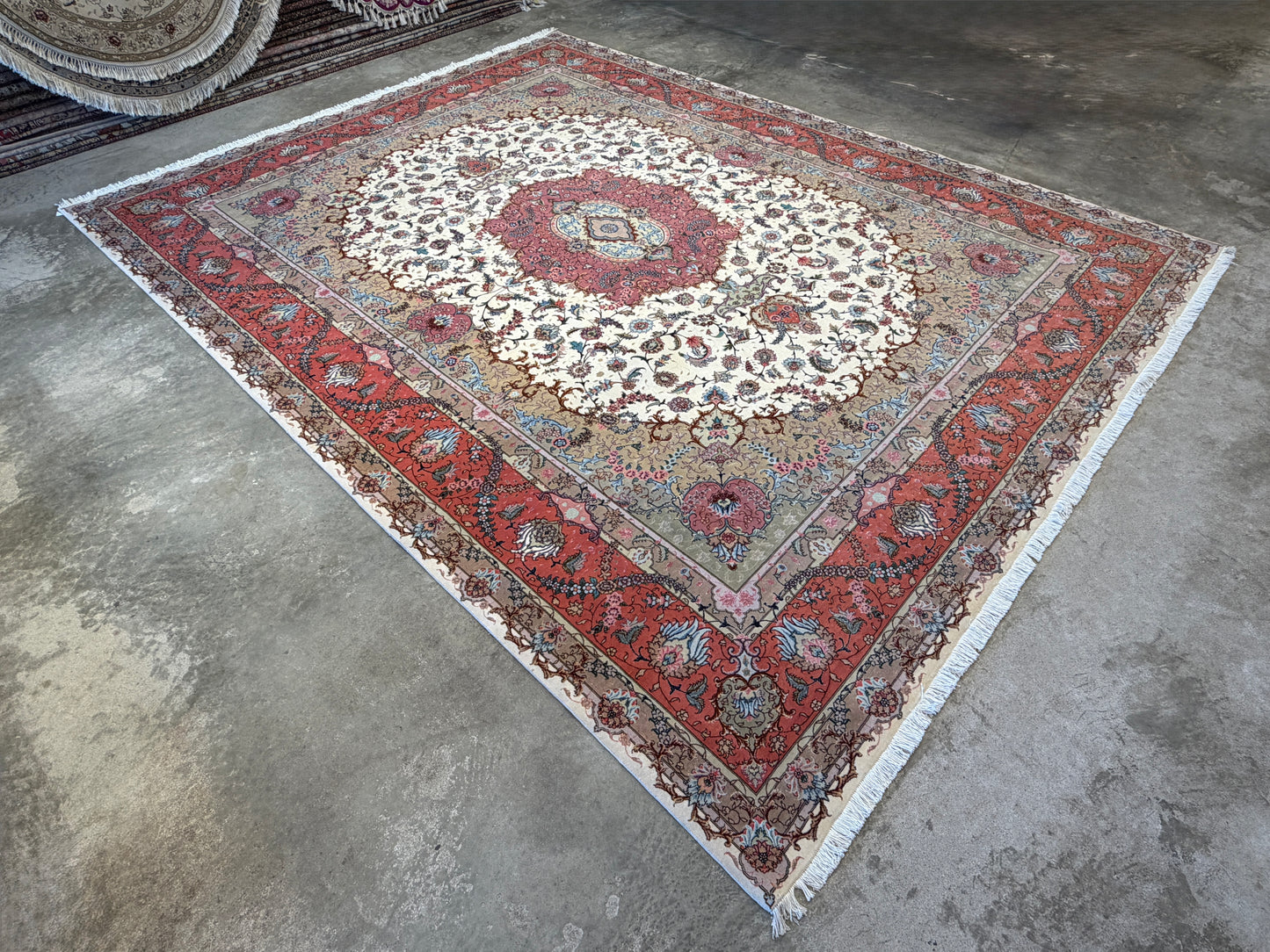 10’x12’9” Fine Hand-Knotted Persian Tabriz Area Rug