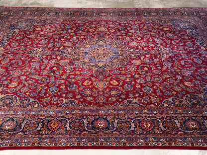 Antique Hand-Knotted Persian Kashan Rug - 10’4”x17’6”