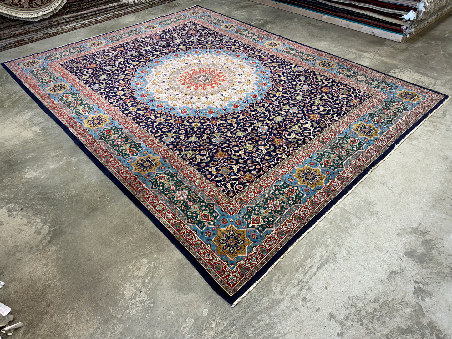 Hand-Knotted 60 Raj Persian Tabriz Rug - Dome Design - 9’8”x12’10”