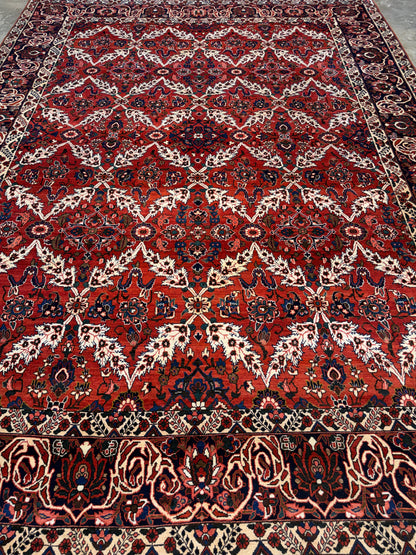 10’5”x14’ Hand-Knotted Persian Bakhtiari Saman Area Rug