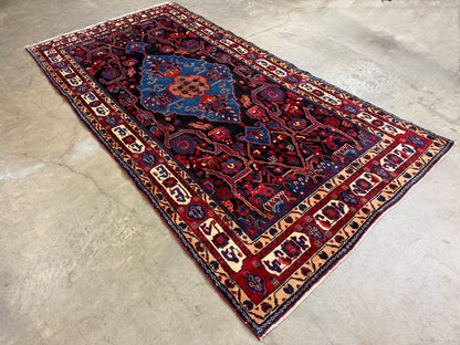 Hand-Knotted Persian Nahavand Rug - 4'9"x9'6"