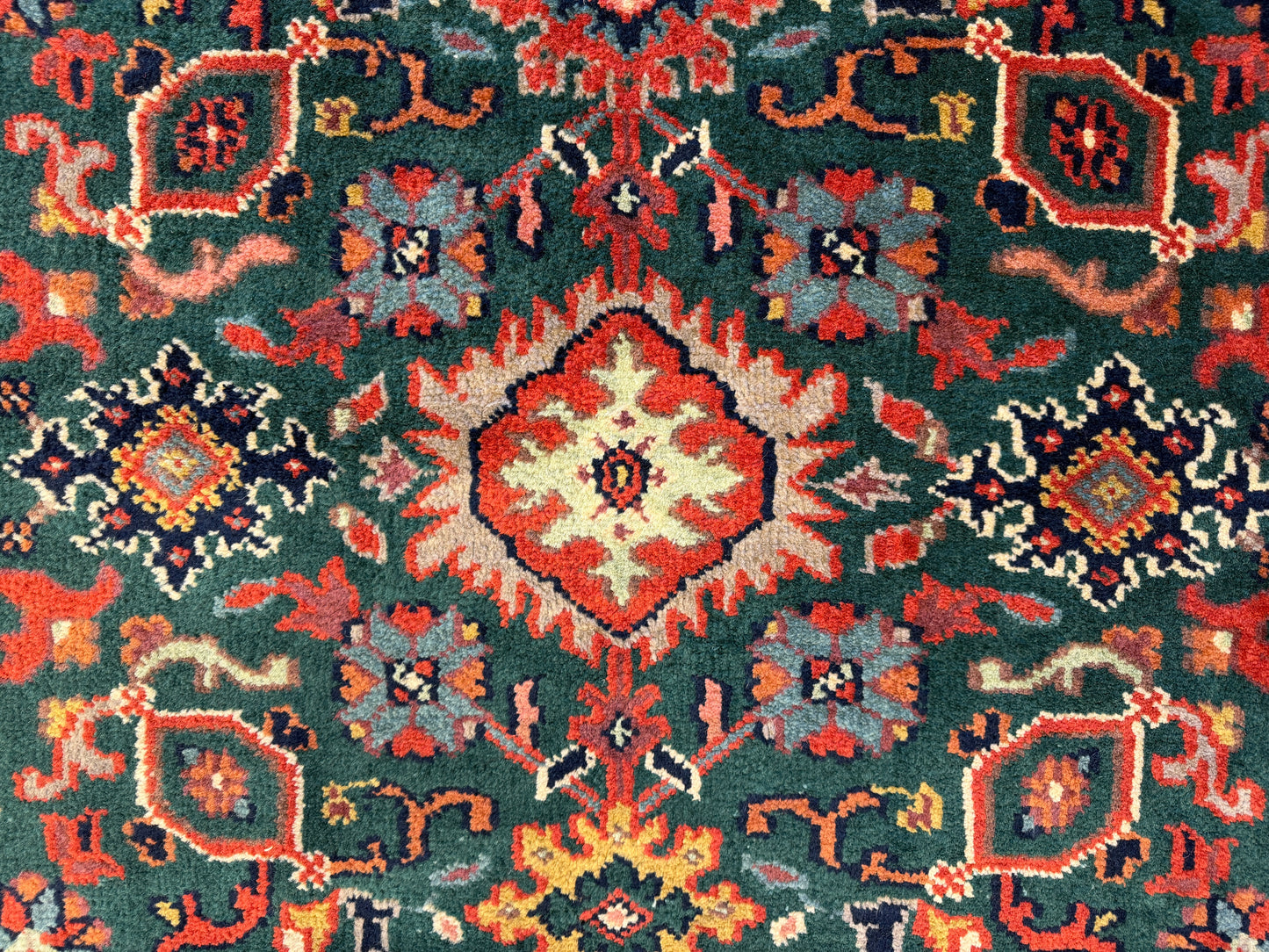 8’x9’10” Hand-Knotted Wool Indo-Sultan Area Rug