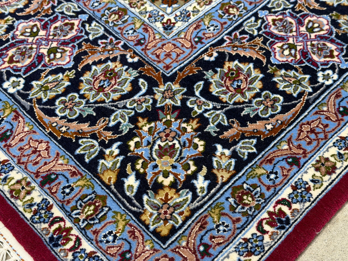 Hand-Knotted Persian Isfahan Rug - 5’1”x8’