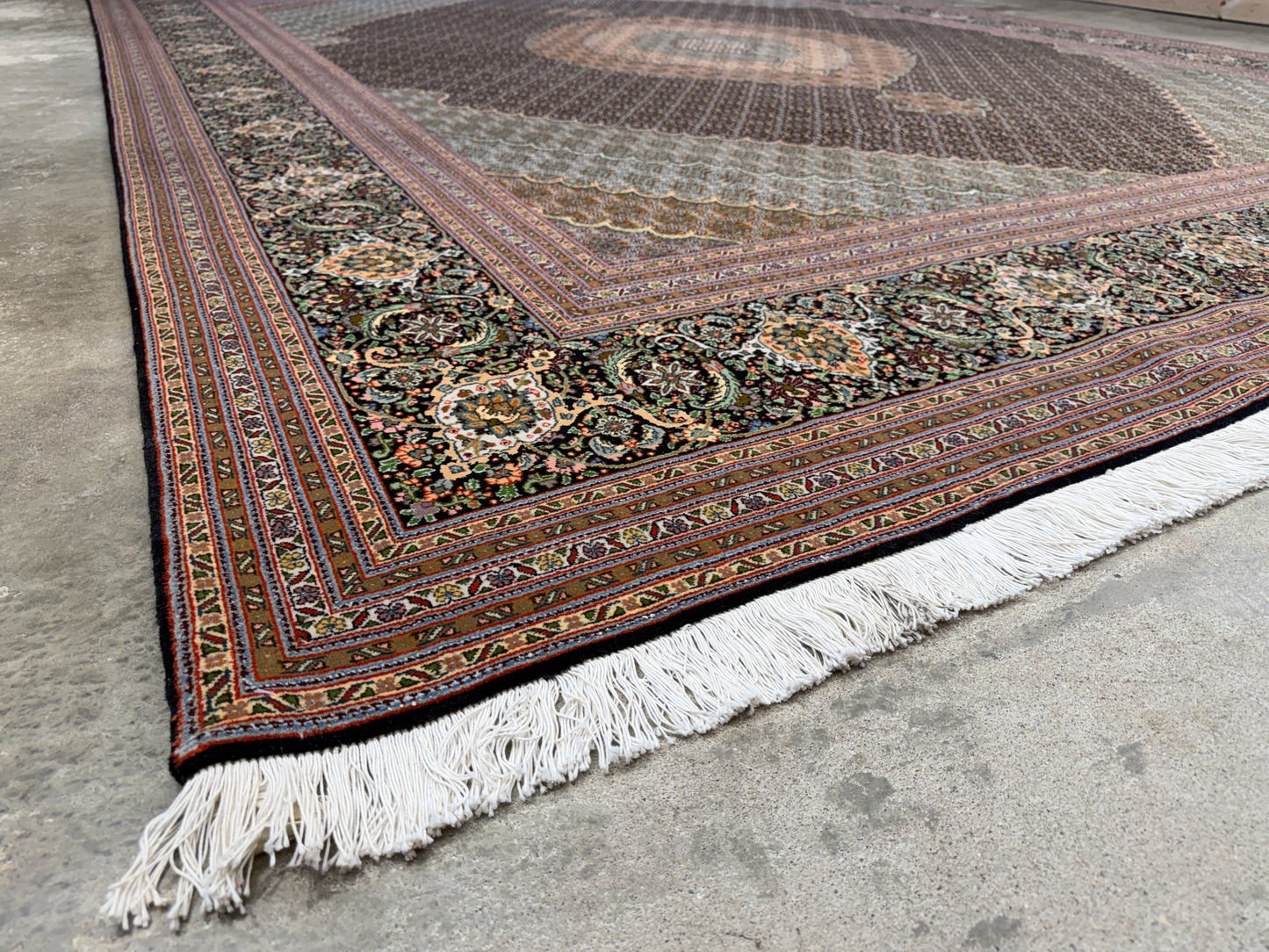 Hand-Knotted Persian Tabriz Mahi Rug - 9’9”x13’4”