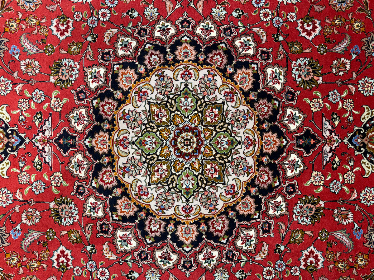Hand-Knotted 60 Raj Persian Tabriz Rug - 6'7"x9'10"