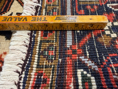 Hand-Knotted Persian Heriz Rug - 6'10"x9'7"