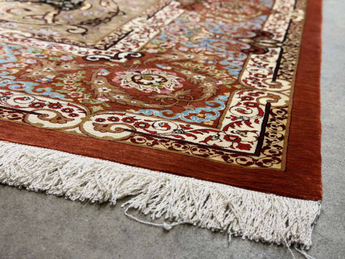 Luxurious Hand-Knotted 100% Silk Persian Qum Rug - Signed Abbaspour - 6'6"x9'6"