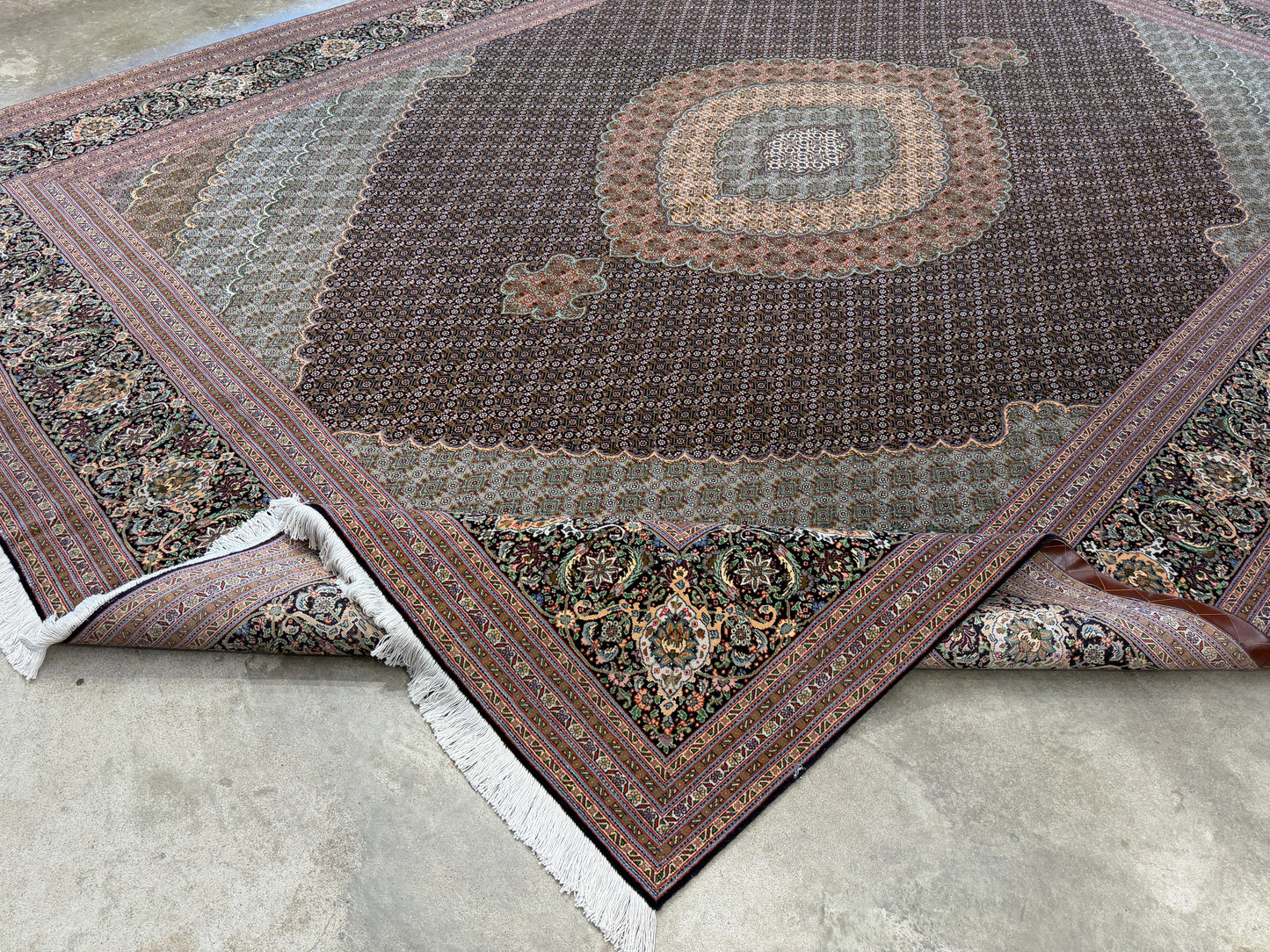 Hand-Knotted Persian Tabriz Mahi Rug - 9’9”x13’4”